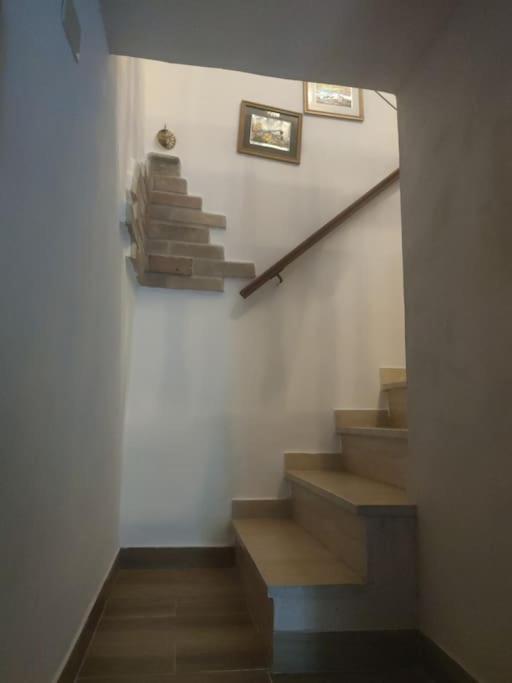 Casa In Antico Borgo Medievale A Tarano Ri, Via Giacomo Leopardi, 15 Villa Exterior photo