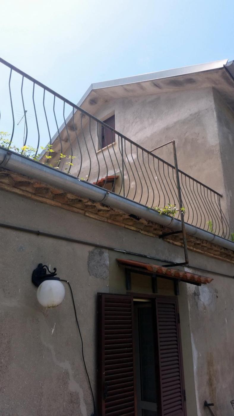 Casa In Antico Borgo Medievale A Tarano Ri, Via Giacomo Leopardi, 15 Villa Exterior photo